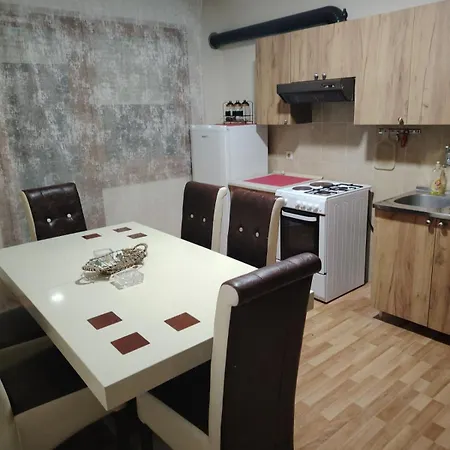 아파트 Partenon Smederevska Palanka