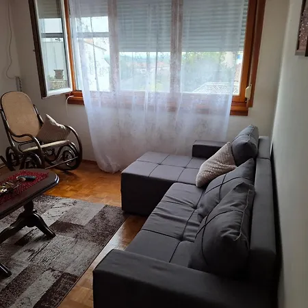 아파트 Partenon *